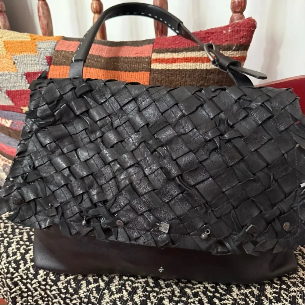 Henry Beguelin Black Pebbled/Woven Shoulder Bag
